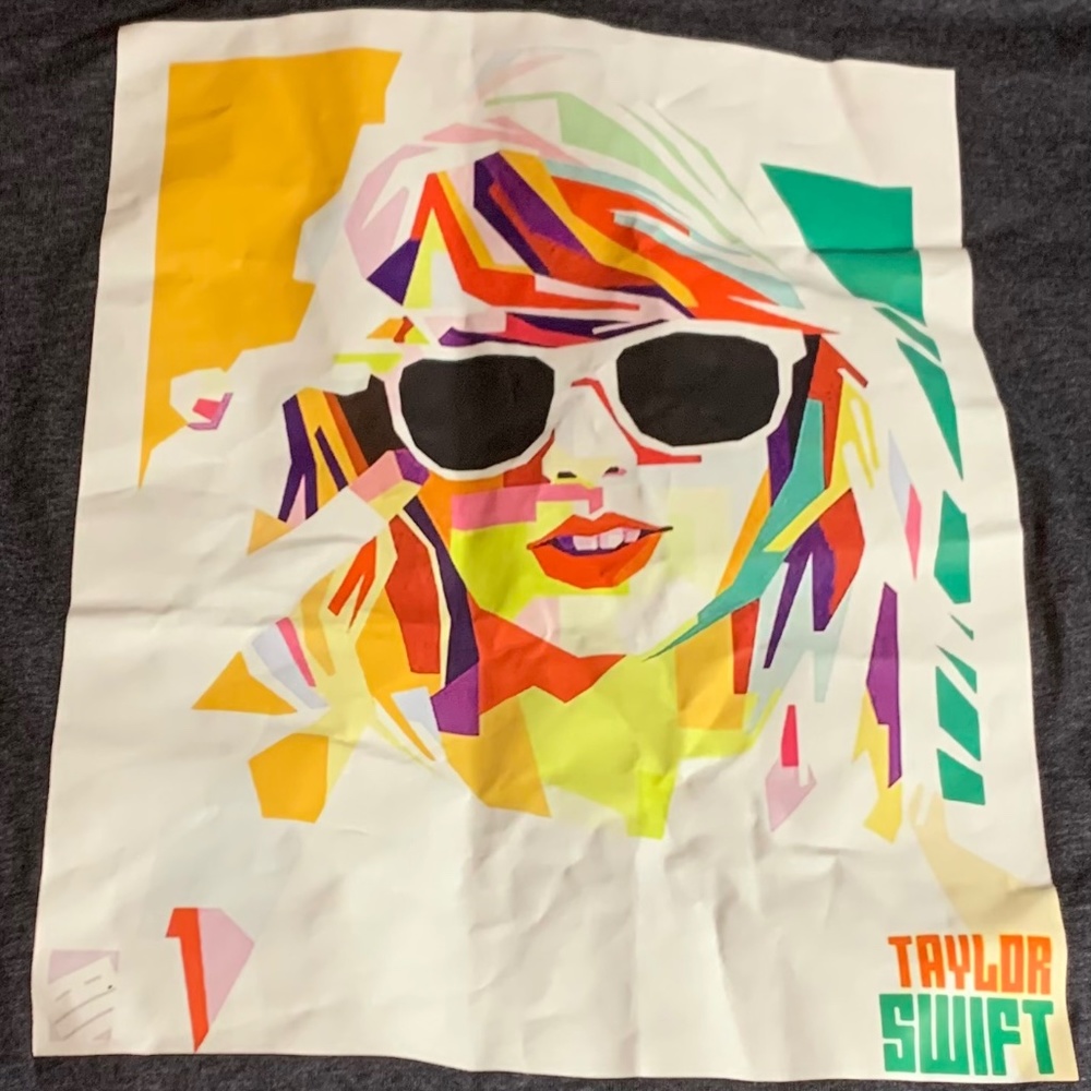 Taylor Swift T